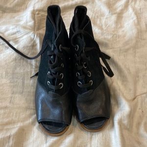 Sorel open toe bootie.